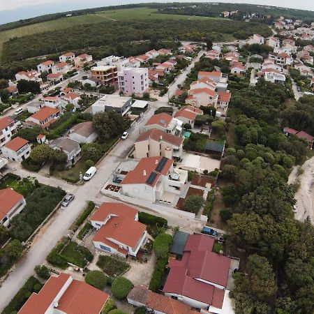 Apartment Basic Petrčane Kültér fotó